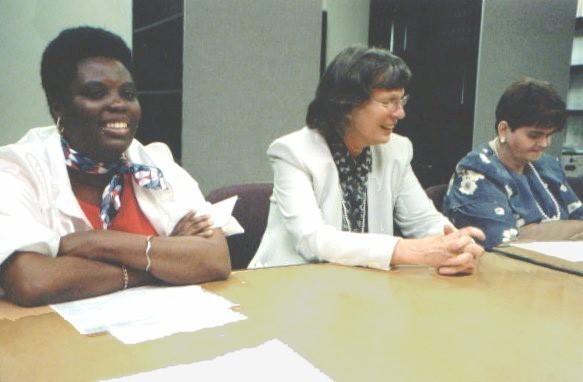 Photo of Lois Curtis, Sue Jamieson, and Elaine Willson